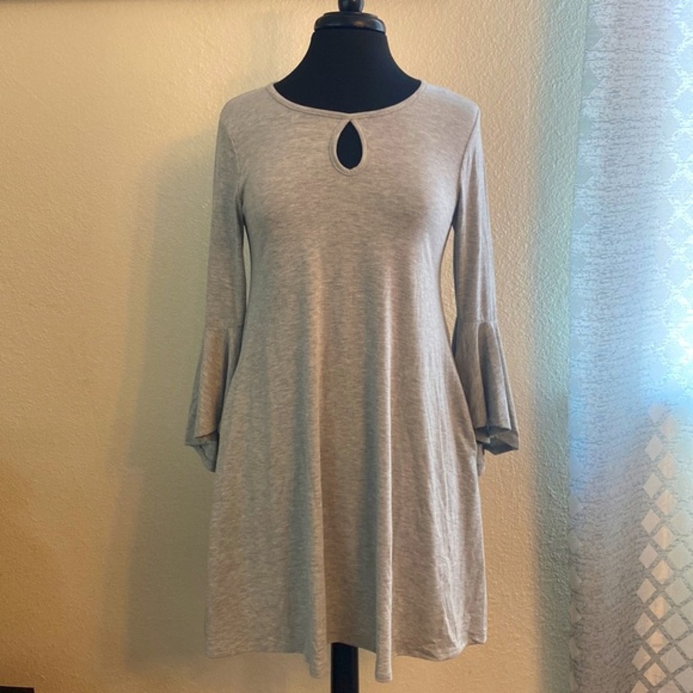 Shop Basic dress w/pockets